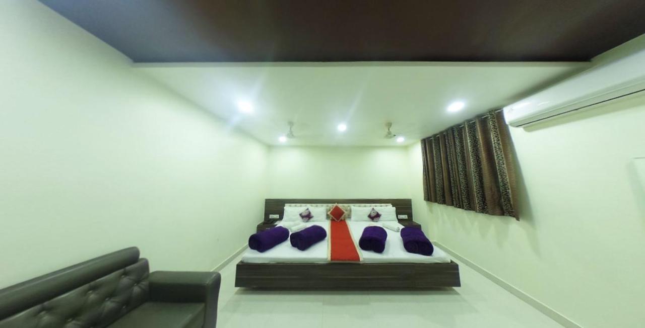 Kingsway Hotel And Restaurant Ajmer Dargah 350 Meter Esterno foto