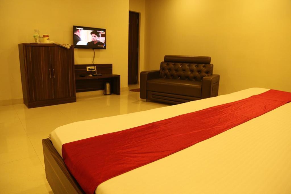 Kingsway Hotel And Restaurant Ajmer Dargah 350 Meter Esterno foto