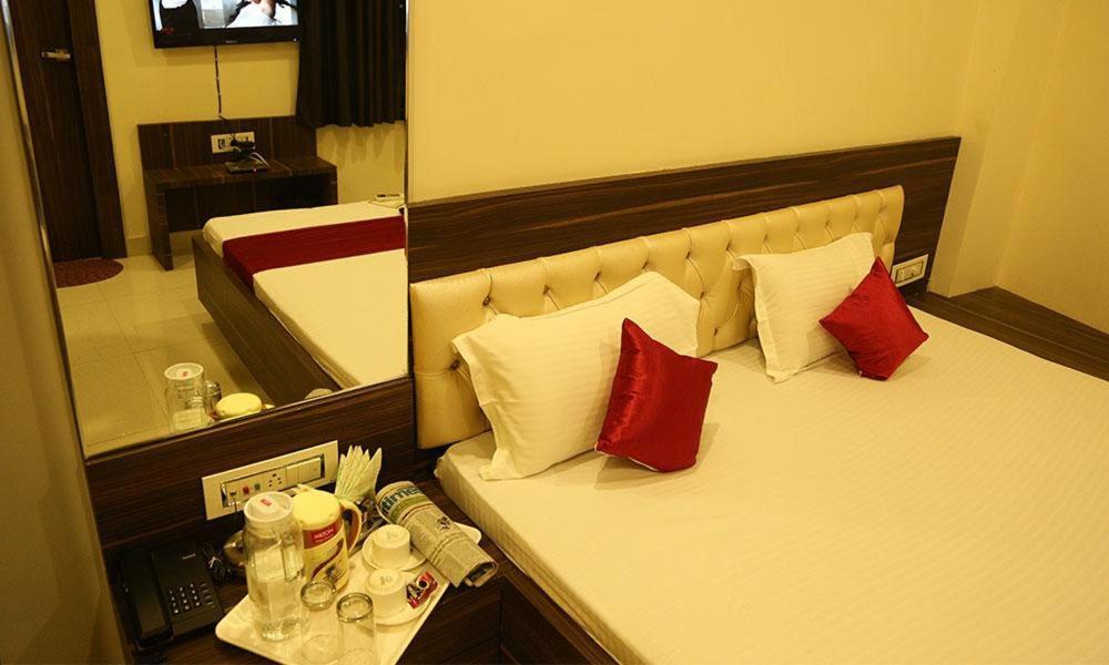 Kingsway Hotel And Restaurant Ajmer Dargah 350 Meter Esterno foto