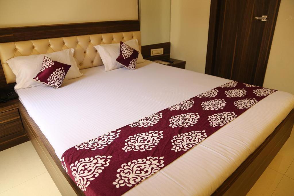 Kingsway Hotel And Restaurant Ajmer Dargah 350 Meter Esterno foto