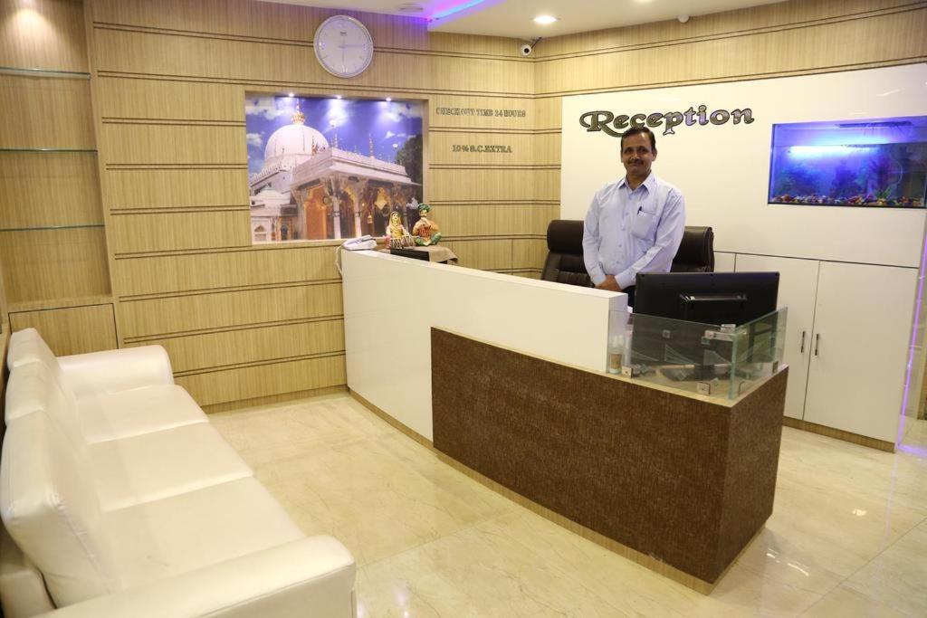 Kingsway Hotel And Restaurant Ajmer Dargah 350 Meter Esterno foto